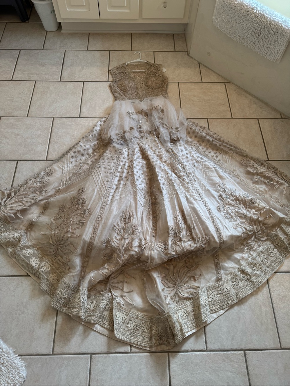 Gold/Cream Ridhi Mehra Lehenga with Deep V Bodice - Picture 16 of 16